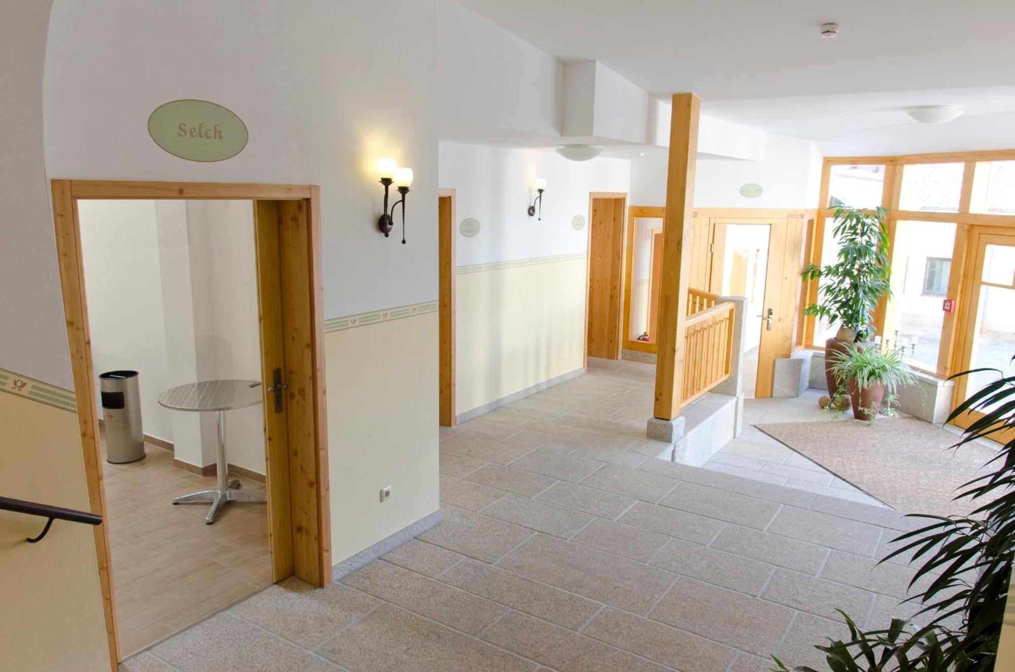 Hotel Gasthof Zur Post Barnau Exterior photo